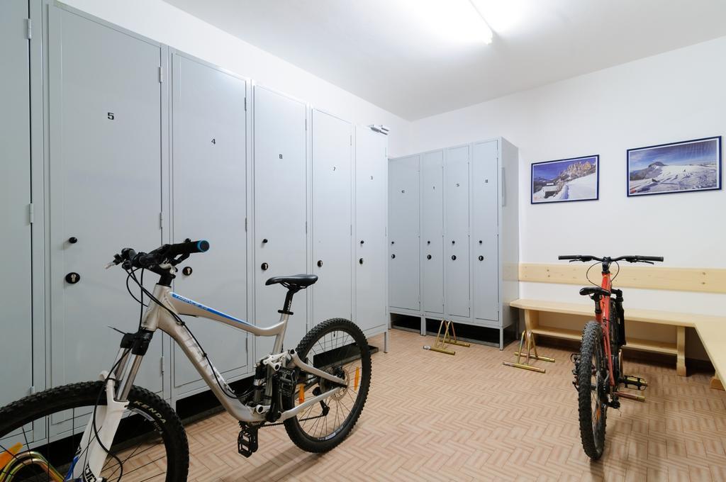 Appartamenti Cesa Maria Mountain Hospitality Canazei Ngoại thất bức ảnh